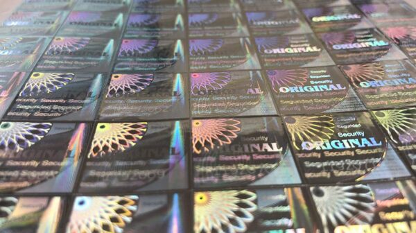 Cetak Hologram Jakarta untuk Stiker 3D pada Packaging Produk