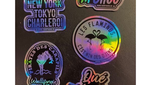 Stiker Hologram: Alat Fleksible Identifikasi dan Hiasan Produk